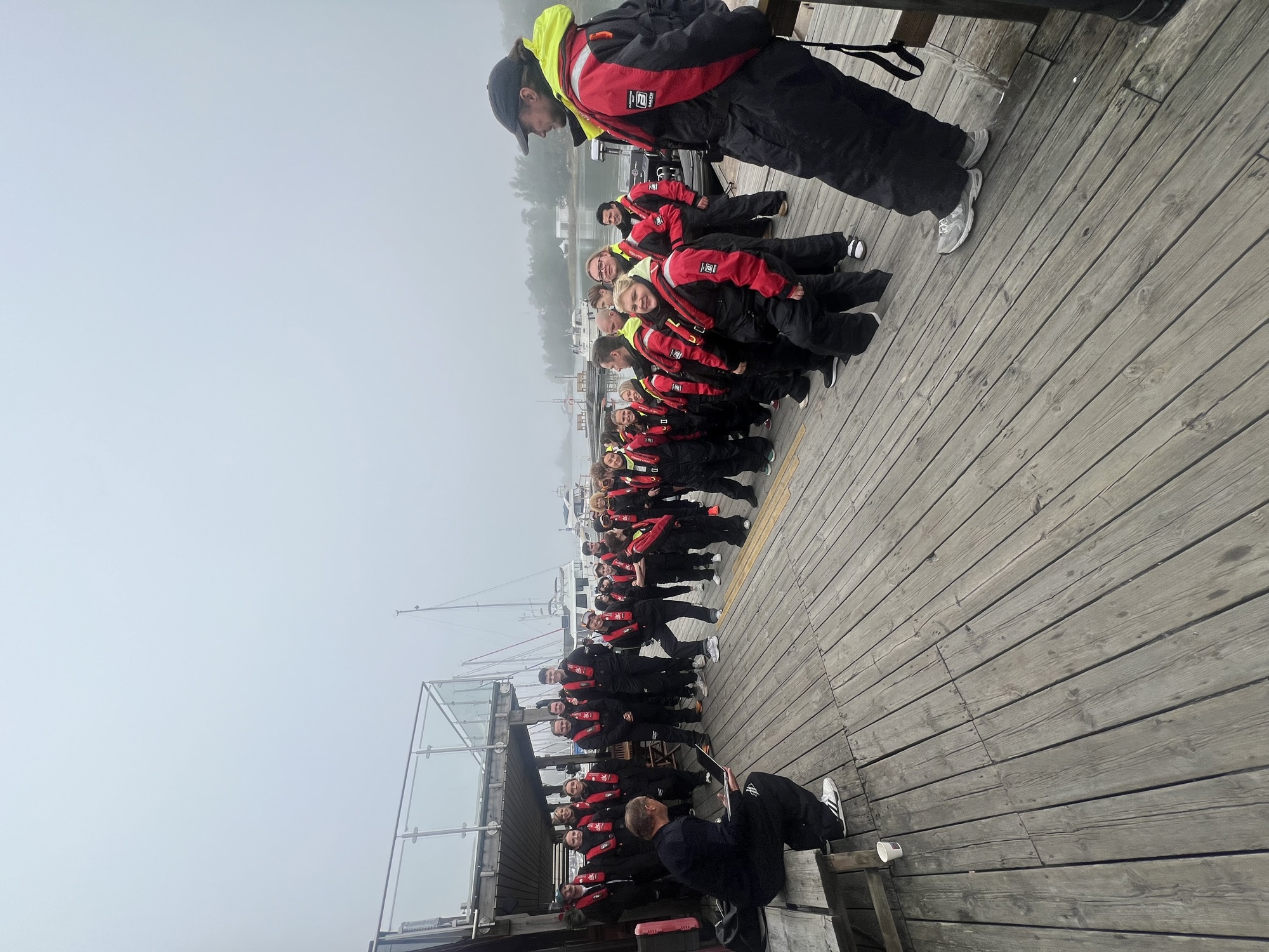 Krogen-personalen ska iväg på RIB-tur mot okänd destination.